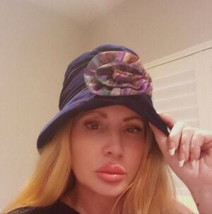 Exquisite Royal Purple Velvet Cloche Hat with Paisley Floral Brooch